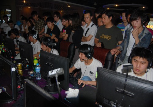 FaZe将面对 Fluxo ， NRG 将在StarLadder布达佩斯Major 2025第一阶段第五轮中与 Imperial 交战